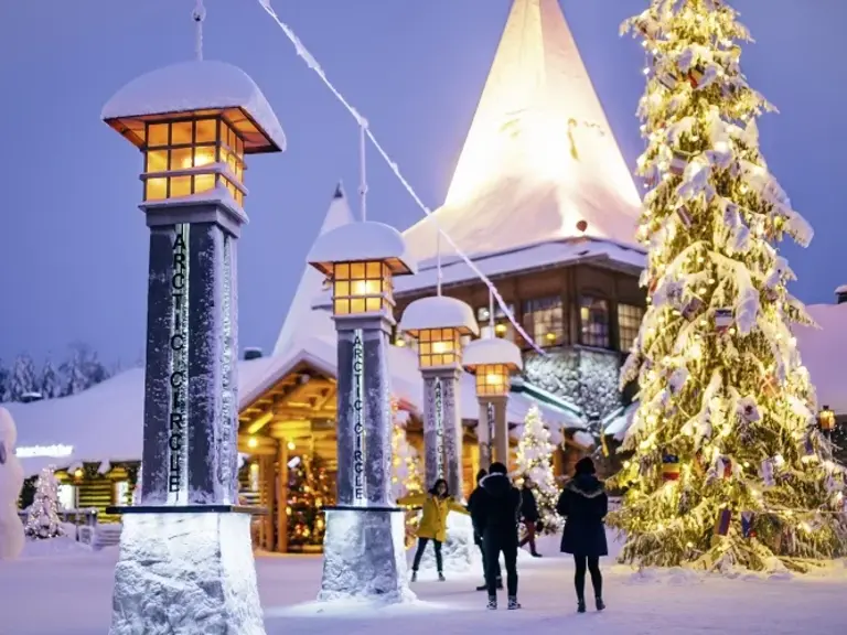 Polarkreis im Weihnachtsmanndorf in Rovaniemi Finnisch Lappland Wolters Rundreisen Polarkreis im Weihnachtsmanndorf in Rovaniemi Finnisch Lappland Wolters Rundreisen