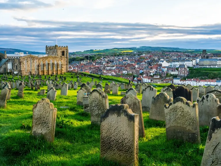 Whitby North York Moors Dracula Filmkulisse Wolters Rundreisen Whitby North York Moors Dracula Filmkulisse Wolters Rundreisen