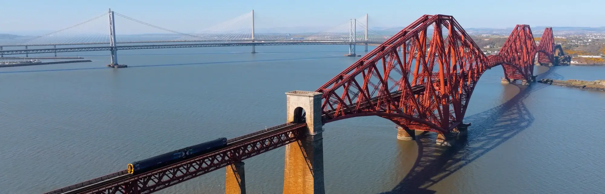 Forth Bridge bei blauem Himmel Forth Bridge bei blauem Himmel