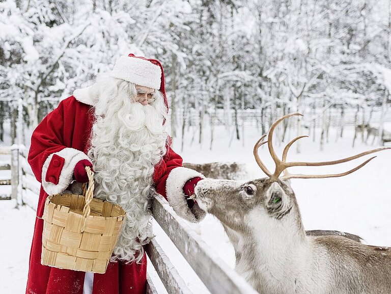 Weihnachtsmann Finnland Winter Wolters Rundreisen